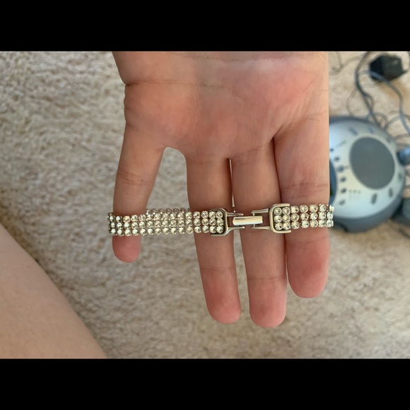 SWAROVSKI JEWELRY - Picture 1 of 3